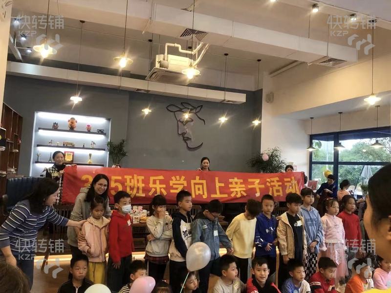 無(wú)需轉(zhuǎn)讓費(fèi)！石排水貝烘焙咖啡餐廳轉(zhuǎn)租【電子廠(chǎng)門(mén)口，對(duì)面石排產(chǎn)業(yè)園，附近有水貝工業(yè)區(qū)，時(shí)代天境小區(qū)，工業(yè)區(qū)和住宅圍繞】