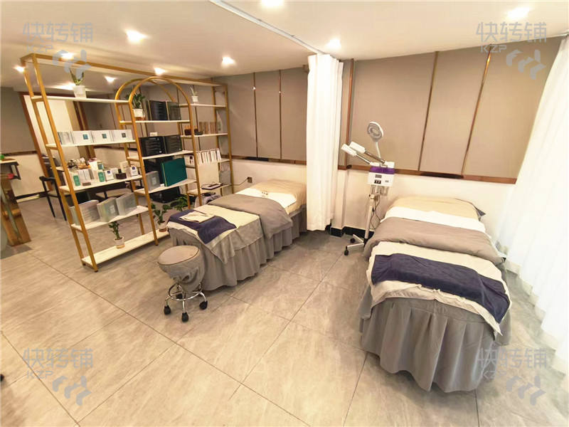 長安‘橫增路’美容店轉讓【健逸天地小區出入口、住宅樓密集、全新裝修、酒店、銀行旁】