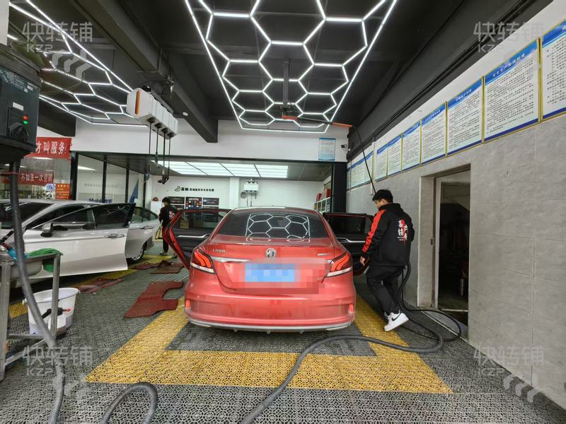 謝崗振興大道‘汽修店’轉讓【交叉口處、每天進店20-30臺車，租金便宜，門口停車位充足】