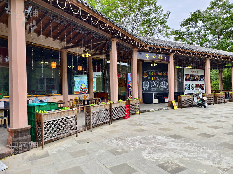 望牛墩文化廣場餐廳/農莊轉讓【幾大小區圍繞著、旁邊是公園晚上散步人多、前后都有空地可外擺】