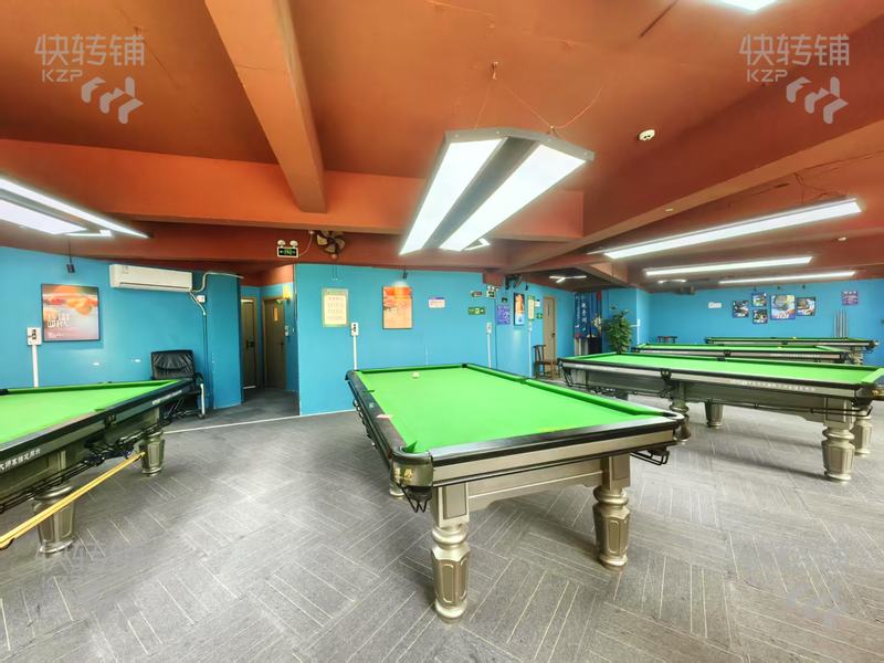 大嶺山臺球俱樂部轉讓【正對豪華酒吧、KTV、近新世紀領居、地鐵口、盈利中、每天固定熟客進店，停車方便】