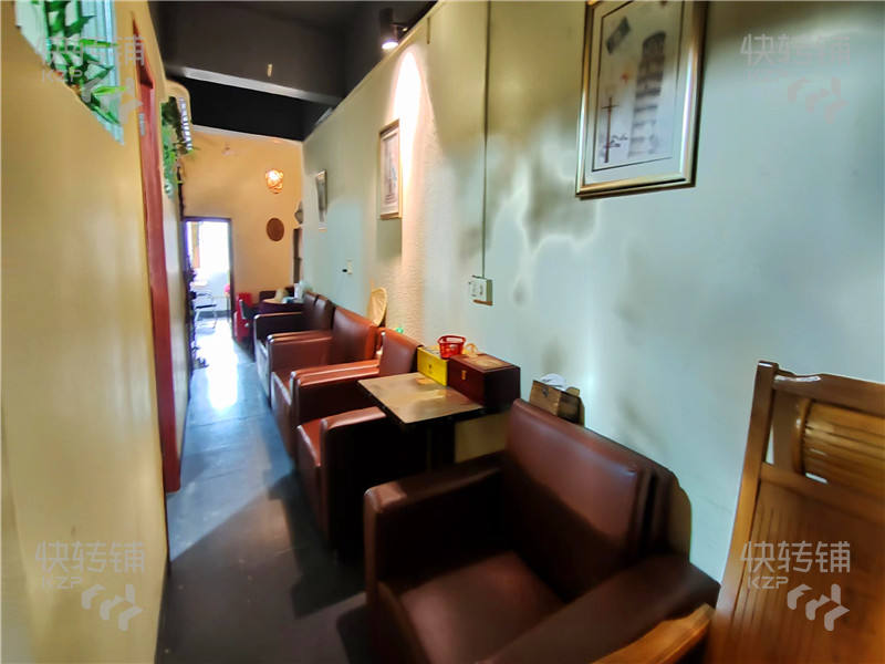南城江南世家咖啡店棋牌室转让【上下两层、小区门口附近、六年老店】