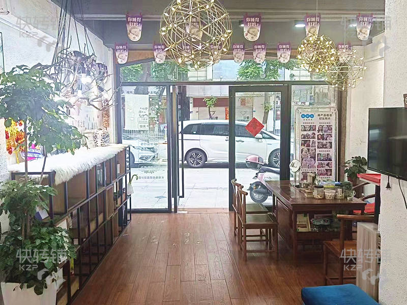 低价急转！！虎门人民中路’商业街美容院【看店请电话预约！经营6年时间，常到店会员120+,拓客方便，房租没有压力】
