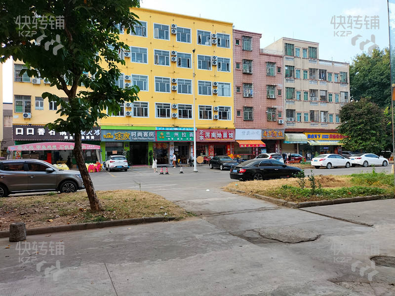 清溪百家路重庆小面转让（楼上是公寓， 周边以工厂为主， 租金便宜，可外摆）可空转