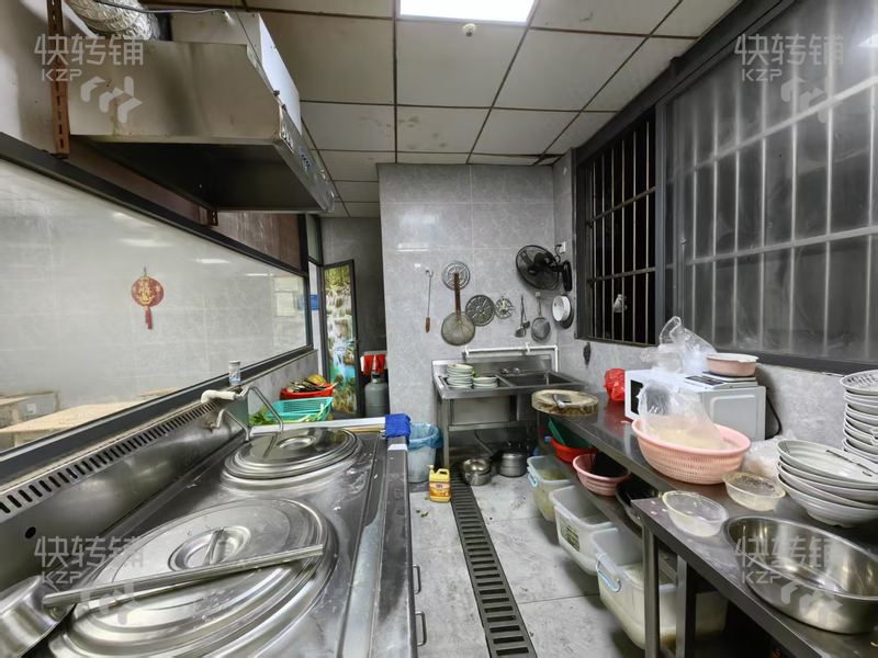 大朗犀牛陂快餐面馆转让【住宅区楼下、人气旺、对面华为溪村公寓、周边全是公馆、公寓楼】
