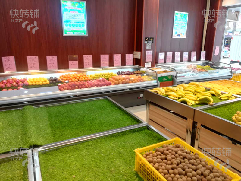 花园新村肉菜市场入口处水果店转让（可空铺）