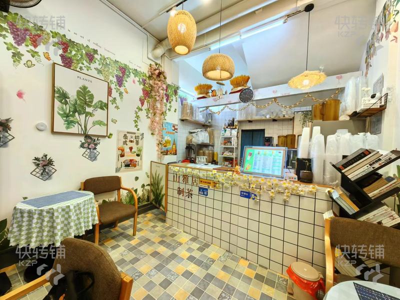 常平百花时代广场附近奶茶店转让【旁边是大钟楼，中元街、租金便宜、住宅密集，适合做任何行业】
