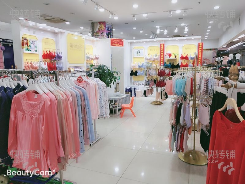 万江九龙购物广场1楼内衣店转让（可空铺）空铺转让费1.8万