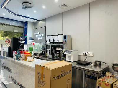 塘厦金地智汇港旁‘奶茶饮品店’转让【周边有大型小区、购物广场、工业区临街、全新装修】