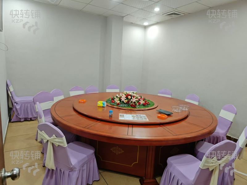 东城‘梨川家和市场’大型餐厅转让【旁边综合市场，住宅小区围绕，门口停车方便，客源稳定】