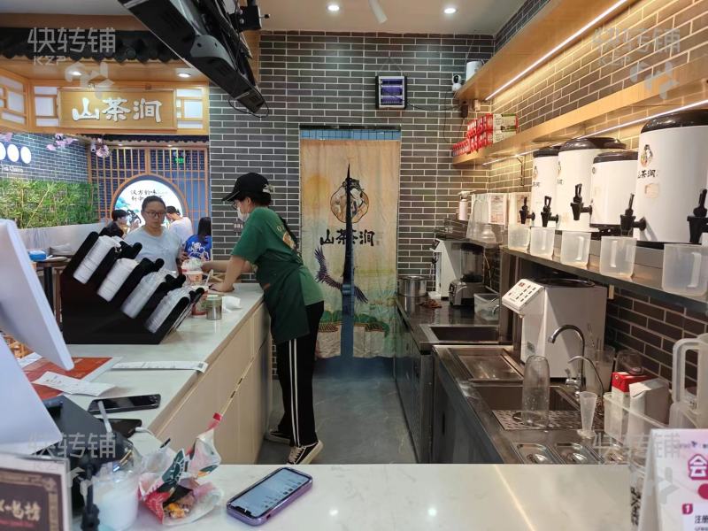 万江首铸万科广场奶茶冷饮店转让【美食层靠近路口、品质奶茶、可空转！】
