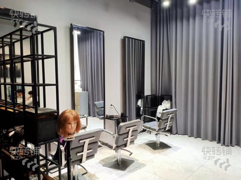 虎门万达华府经营3年的美发店转让【2000多个会员、上下两层】可空铺转，