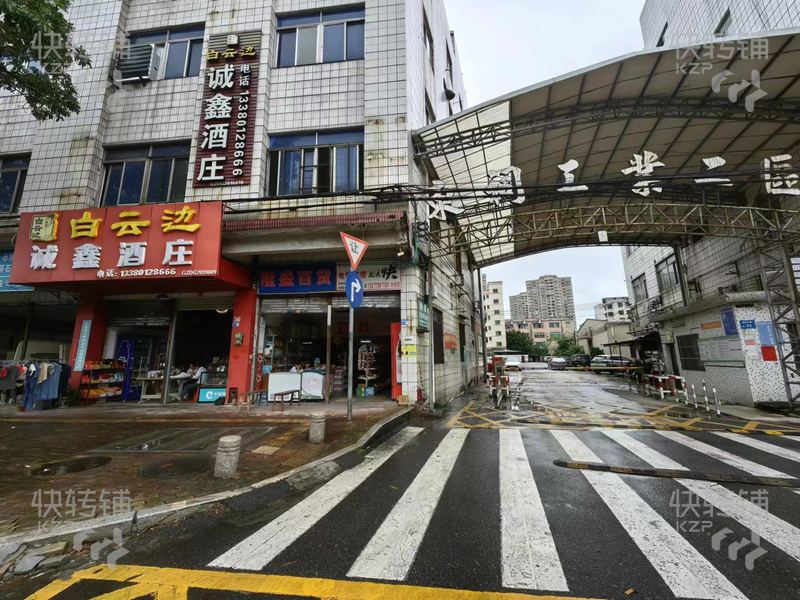 石碣东祠工业酒庄商行转让【工业区出入口旁，目前已分租一半，合适各行各业项目入驻】