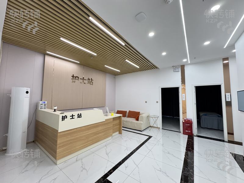 东城万达广场‘医疗美容机构’整体转让【医疗执照齐全，位置显眼，人流量大，商业中心地段，无行业限制】