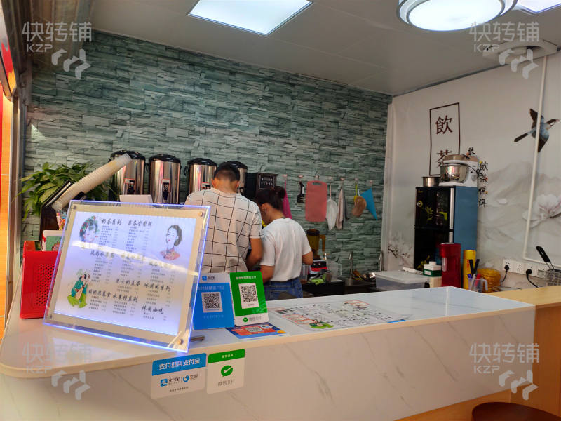 （急转）东凤益华尚悦广场奶茶、小吃店转让，可空转，人流量大，接手即可经营