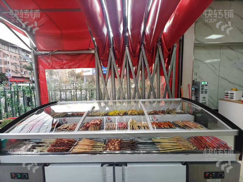 东城山湖路‘夜宵餐饮店’转让【处夜市街、周边工厂、学校、住宅区、大型商场旁，可空转】