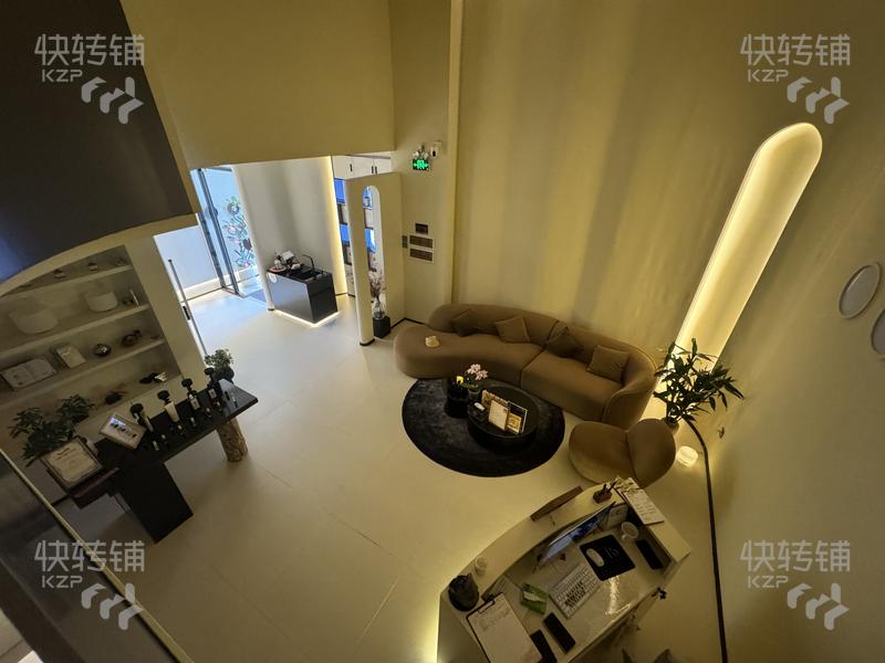 南城西平‘美容疗愈SPA馆’转让【豪华装修、景湖时代城门口、周边近十个大型小区、会员质量高】