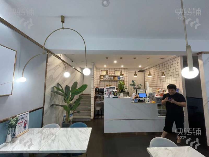 万江公园路加盟奶茶店转让【上下两层，消费集中】可空铺
