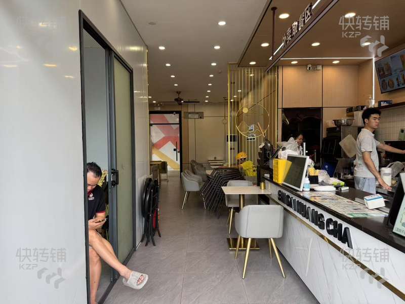 石碣南天华佳奶茶小吃店转让/可空转【门口步行街、旁边网吧、酒店、健身房、周边工厂住宅密集】