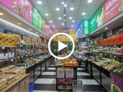 直租，无转让费：东凤万科金色家园3期临街水果店转让，有独立冷库，门口可外摆，斜对面是二期出入口，学校接送都从此路过，位置好，无行业限制！