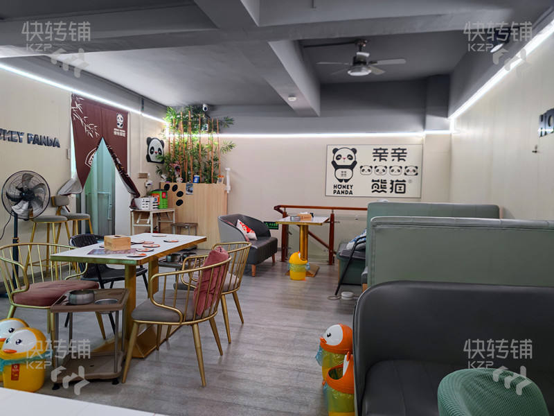 茶山’金茂商业广场‘奶茶店转让，可空铺【转角位、楼上足疗休闲会所、紧邻发到家大润发、聚佳豪购物商场】
