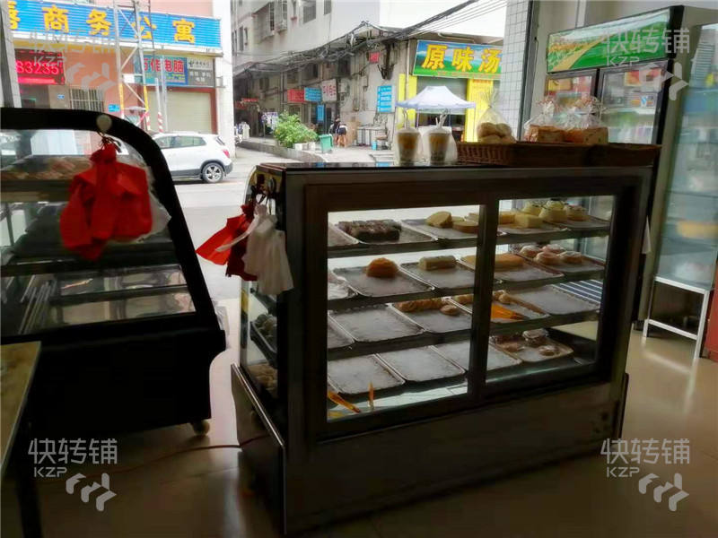 寮步华悦商贸城商业街面包店转让（可空转）