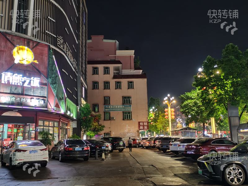 黄江大道湘菜餐厅转让【转角位、楼上是会所、对面是商场】