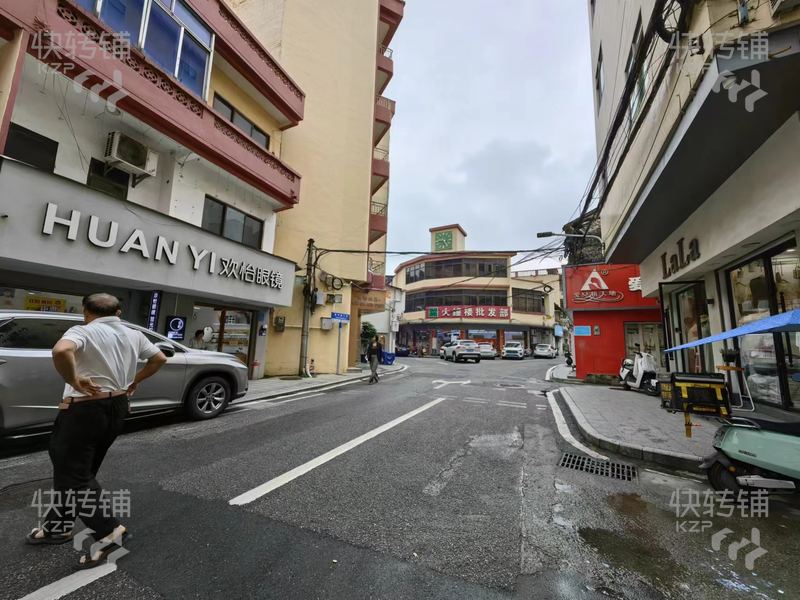 常平百花时代广场附近奶茶店转让【旁边是大钟楼，中元街、租金便宜、住宅密集，适合做任何行业】