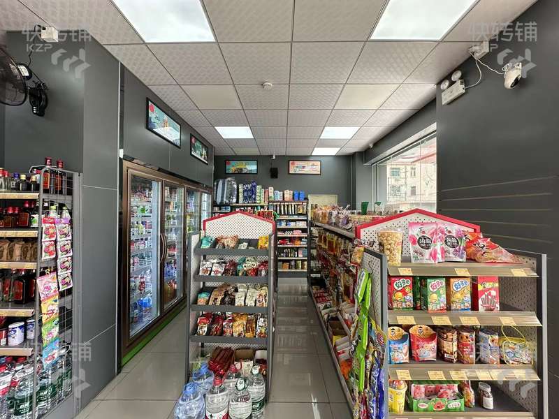 塘厦龙背岭便利店转让【经营4年、厂区门口、十字路口转角位、出租房密集、竞争小】
