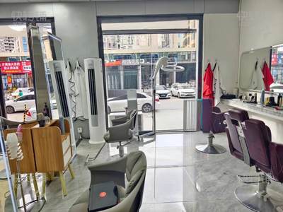 大朗富民北路美发店转让/可空转【转角位、处华为基地、九龙商场、厂区聚集、夜市街】