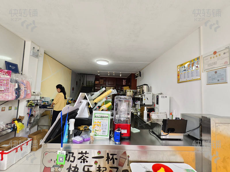 清溪‘翡翠半岛花园’茶萃吧低价转让【处小区一楼、小区有1600多户、入住率高、月租便宜】可空铺