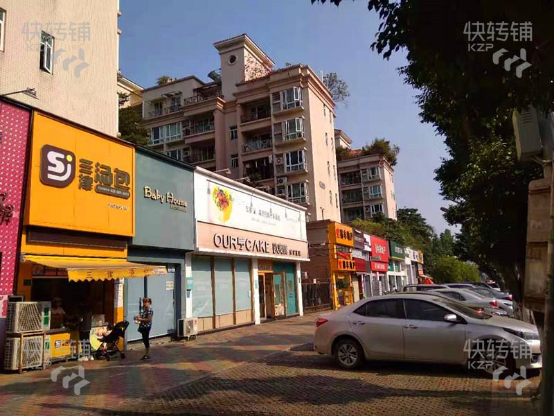 东城泰和商业街小吃店转让（可空转）