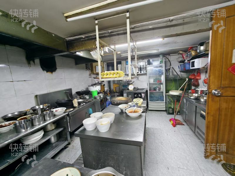 石碣’嘉荣广场旁‘重庆水煮鱼转让【20多年老店、多个大型商场、住宅小区、整栋4层】
