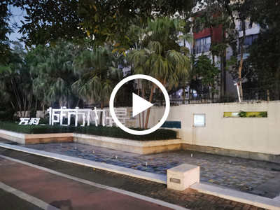 （诚心转让）南区万科.城市风景小区出入口商铺（美容、养生店）经营4年有稳定客源+设施齐全+装修精美，同行接手即可营业！