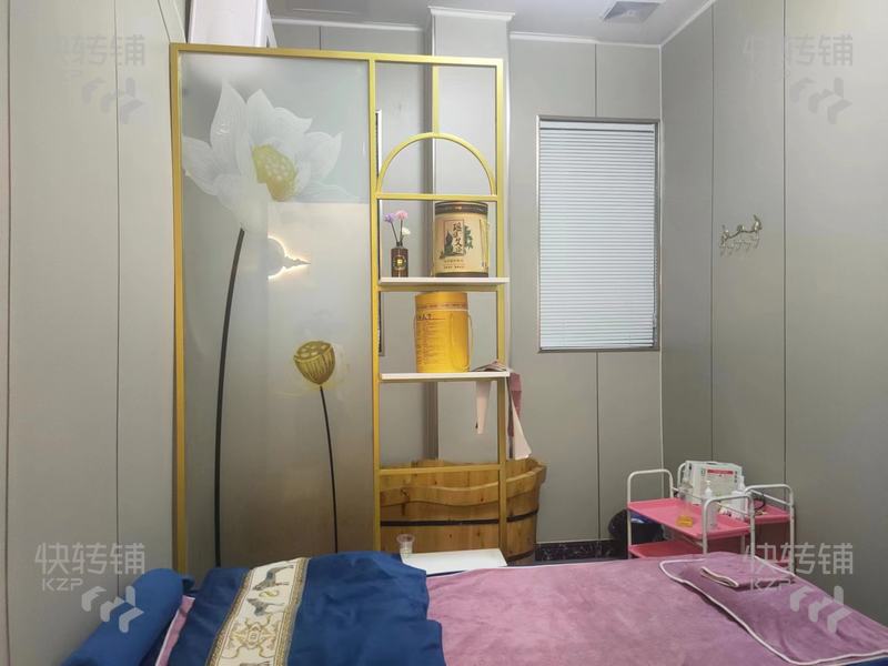 惠州‘园洲’南岗路美容院转让【周边有工厂，住宅公寓密集，人流量大，会员100+】
