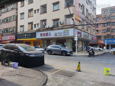横沥三江工业区拐角位旺铺转让【空铺转让，适合做奶茶、水果百货、便利店等】