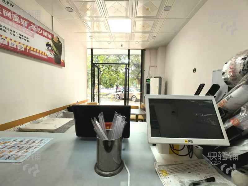 大岭山‘鸡翅岭’便利店+奶茶店转让【转角位路口、球场旁边、公寓集中、内设棋牌室】