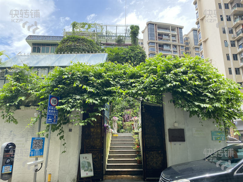 四年老店整转）石岐电科大盈利中咖啡店转让，莫奈花园式花房咖啡馆，唯美有氛围感，附近学校、大型小区、商圈等围绕，做了四年多，有稳定的熟客回头客和好口碑。适合做咖啡、简餐、西餐、蛋糕、小吃、私房菜，餐饮 等都可以，无行业限制，欢迎咨询联系！