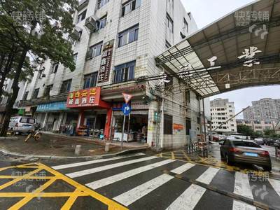 石碣东祠工业酒庄商行转让【工业区出入口旁，目前已分租一半，合适各行各业项目入驻】