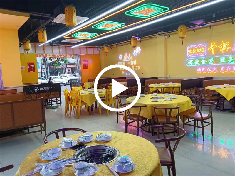 东城主山夜宵宵夜店转让【拐角位置，附近住宅小区、商场市场、工业区围绕，餐饮一条街，合适各种餐饮项目】可空转