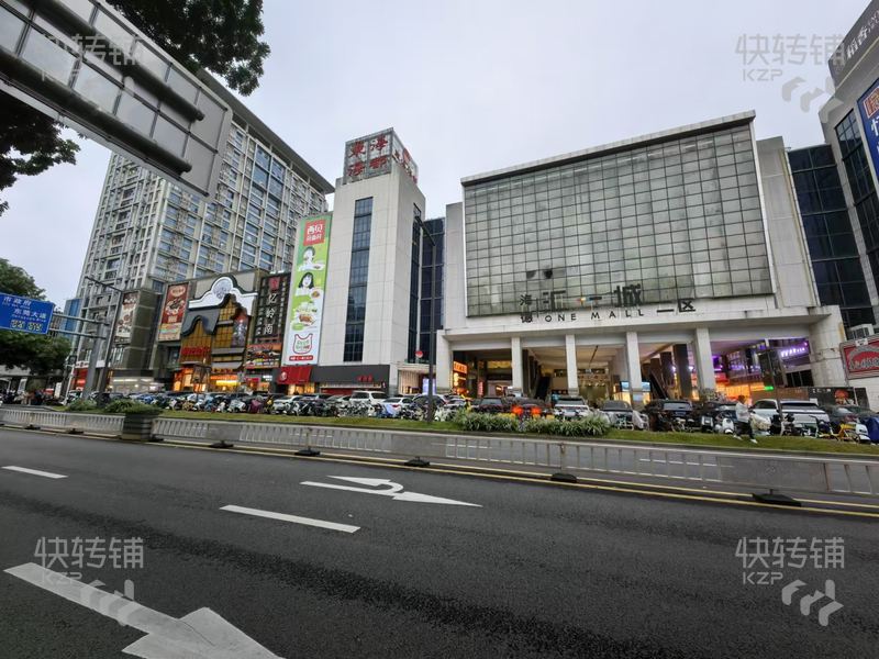 南城‘汇一城’螺蛳粉店 空铺转让【石竹花园小区楼下，旁边零食有鸣，高客流量地段，CBD核心商圈】