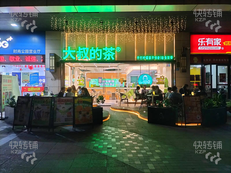 惠州仲恺大道加盟饮品店转让（属于购物广场地段，周边中高端小区围绕，在周附近知名度高）