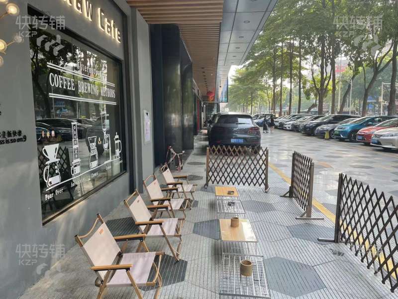 东城精装修咖啡馆转让【周边客户消费能力强 ，外摆空间大，客户群体稳定】可空铺